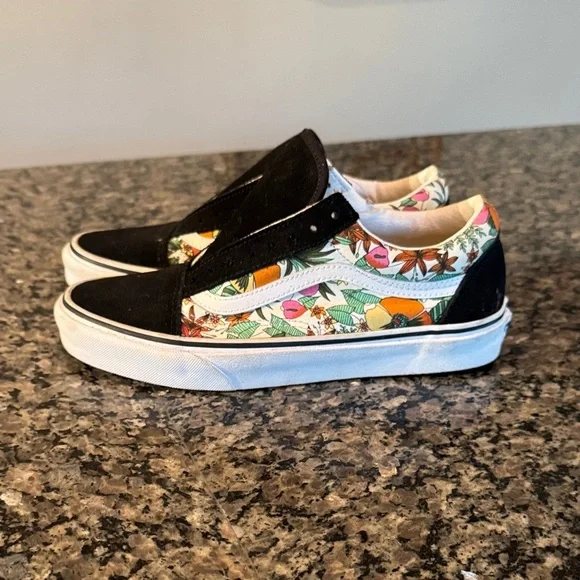 Vans multi tropic Black and Floral Canvas Sneakers EUC 8.5 - Picture 5 of 15